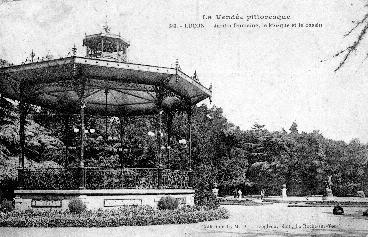 Iconographie - Jardin Dumaine, le kiosque et le bassin