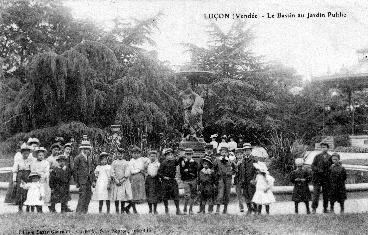 Iconographie - Le bassin au Jardin Public