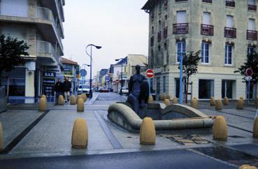 Iconographie - L'avenue de la Mer et La Baigneuse, d'Henri Murail