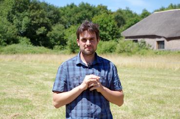 Iconographie - Sébastien Shwab, agriculteur biologique, à Beautour