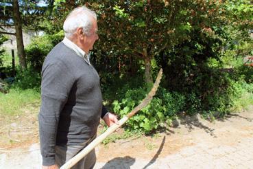 Iconographie - Le couteau à levis d'Alphonse Joyeux