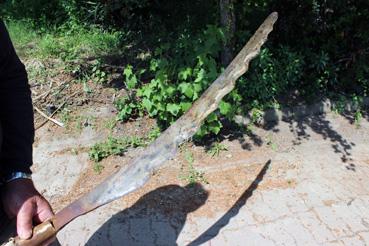 Iconographie - Le couteau à levis d'Alphonse Joyeux