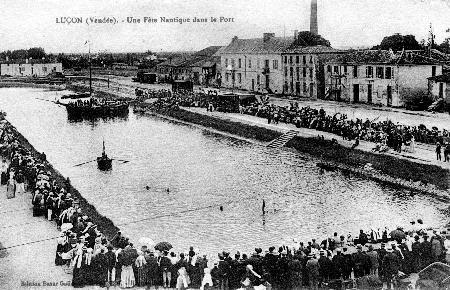 Iconographie - Une fête nautique dans le port