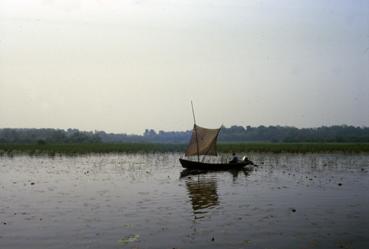 Iconographie - A la voile sur le lac de Grand-Lieu avec André Garreau, dit Layoutte