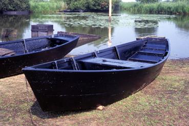 iconographie - Plates fraîchement goudronnées en juillet