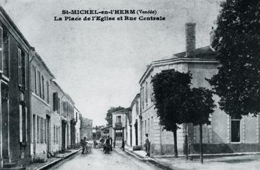 Iconographie - La place de l'Eglise et rue Centrale