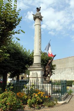 Iconographie - Le monument aux Morts