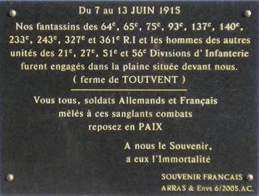 Iconographie - Plaque apposée sur les ruines de la ferme de Toutvent