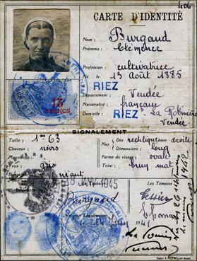 Iconographie - Carte d'identité de Clémence Burgaud