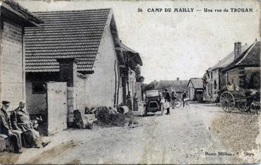 Iconographie - Camp de Mailly - Une rue de Trouan