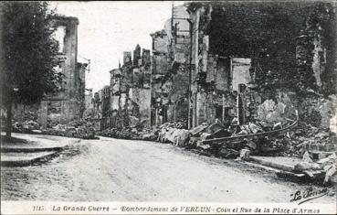Iconographie - Bombardement de Verdun - Coin et rue de la place d'Armes