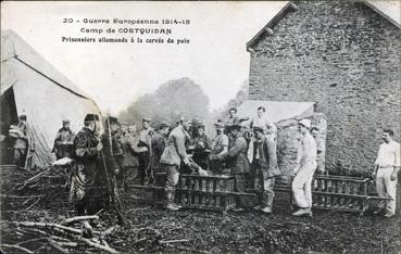 Iconographie - Camp de Coëtquidan - Prisonniers allemands à la corvée de pain