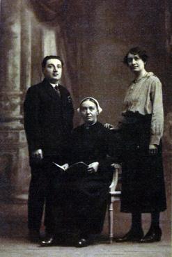 Iconographie - Marcel Barreteau, sa mère et son épouse