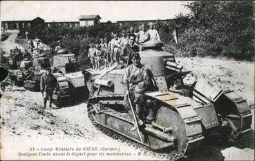 Iconographie - Camp militaire de Souge - Quelques tanks avant le départ pour les manoeuvres