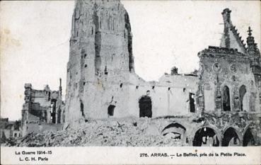 Iconographie - Le beffroi, pris de la Petite Place