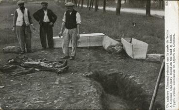 Iconographie - Un cadavre allemand retrouvé sur la route de Senlis