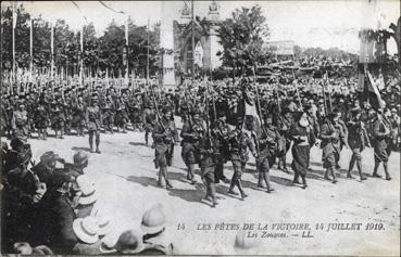 Iconographie - Les fêtes de la victoire - Les zouaves