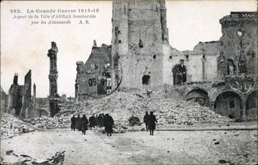 Iconographie - Aspect de la ville bombardée par les Allemands