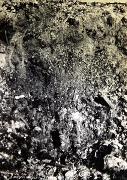 Iconographie - Entonnoir produit par l'explosion d'une mine