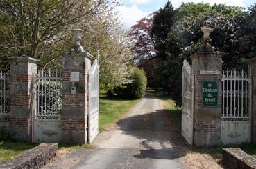 Iconographie - Château du Breuil - L'entrée du parc