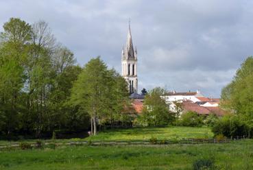 Iconographie - L'église vue des berges de la Boulogne