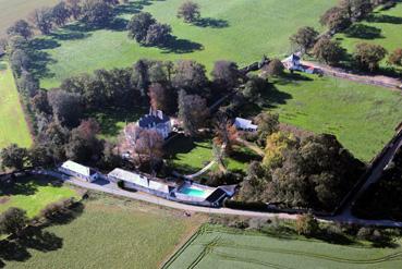 Iconographie - Château du Breuil - Vue aérienne