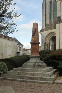 Iconographie - Le monument aux Morts