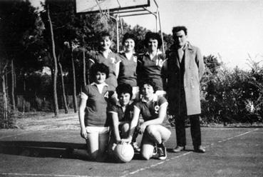 Iconographie - L'équipe féminine première de basket