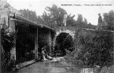 Iconographie - Vieux pont Romain de Garreau