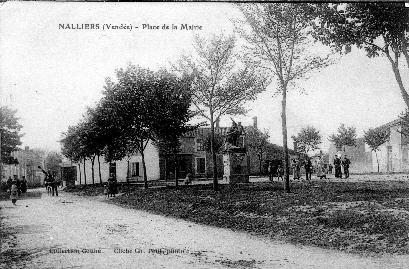 Iconographie - La Place de la Mairie