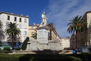 Iconographie - Statue de l'empereur Napoléon, place Foch