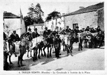 Iconographie - La cavalcade à l'entrée de la place