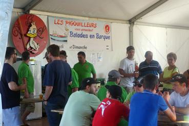 Iconographie - Fête du lac - Stand des pigouilleurs