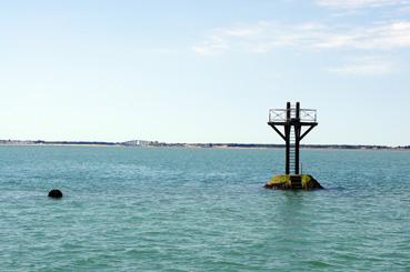 Iconographie - Balise du Gois à marée haute