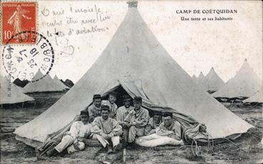 Iconographie - Camp de Coëtquidan - Une tente est ses habitants
