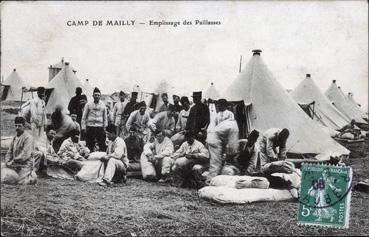 Iconographie - Camp de Mailly - Emplissage des Paillasses