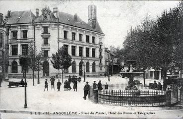 Iconographie - Place du Mûrier, hôtel des Postes et Télégraphes