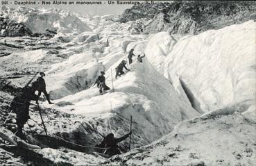 Iconographie - Dauphiné - Nos Alpins en manoeuvres - Un sauvetage