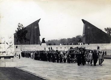 Iconographie - Berlin - Mémorial de l 'armée soviètique