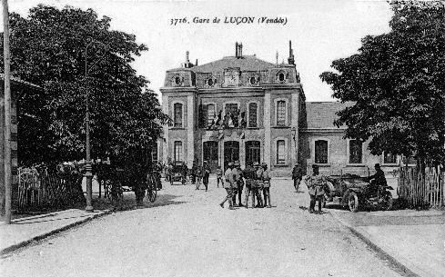 Iconographie - Gare des Chemins de Fer de l'Etat