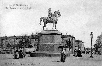 Iconographie - Place d'Armes et statue de Napoléon