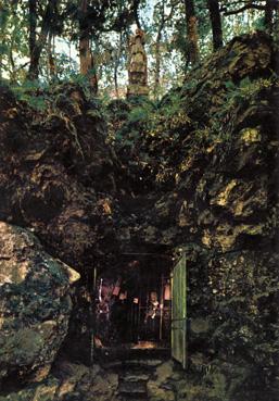Iconographie - Grotte du Père de Montfort
