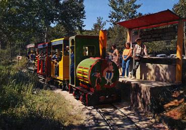 Iconographie - Le petit train de l'hôtel Normand à Pierre-Brune