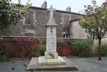 Iconographie - Le monument aux Morts