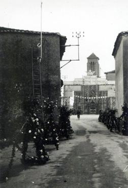 Iconographie - Préparation pour le passage de Notre-Dame de Boulogne