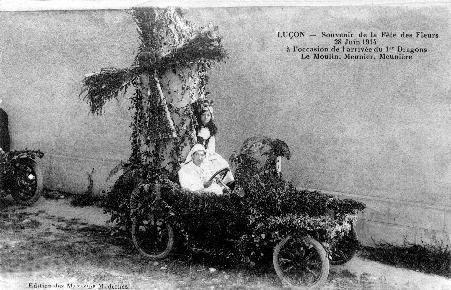 Iconographie - Souvenir de la Fête des Fleurs - Le moulin, meunier, meunière