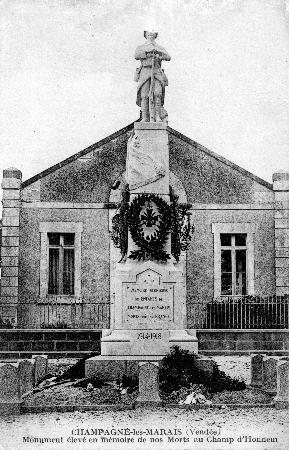 Iconographie - Monument élevé en mémoire de nos Morts au Champ d'Honneur