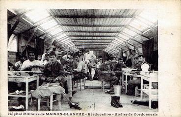 Iconographie - Hôpital militaire de la Maison-Blanche - Rééducation - Atelier de cordonnerie