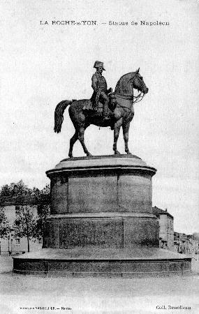Iconographie - Statue de Napoléon