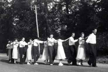 Iconographie - Groupe chorale et danses folkloriques Tréteaux et Terroir